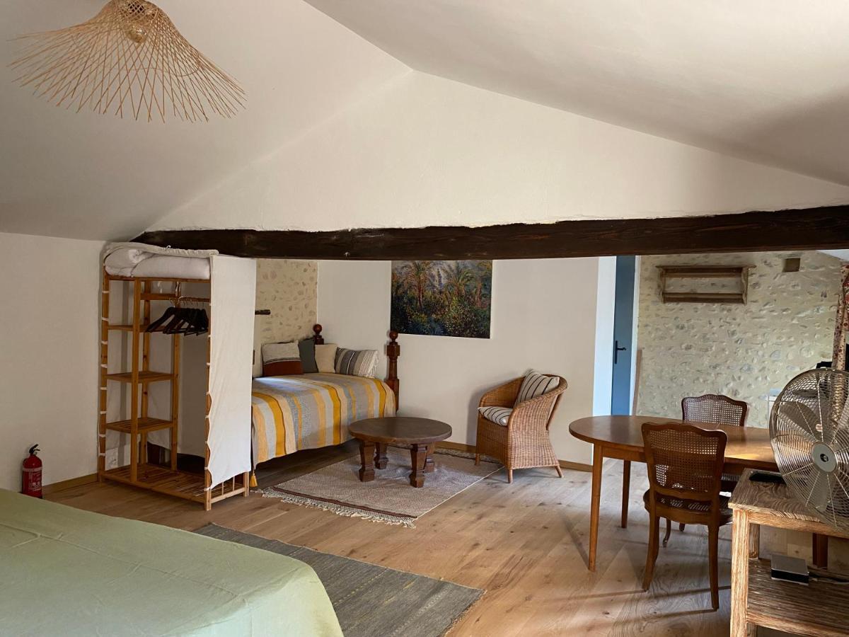 Hotel Otarkia à Villedieu  Extérieur photo